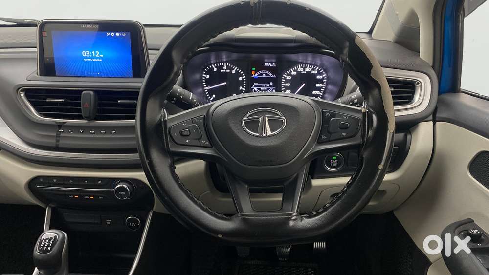 Tata Altroz Xz, 2022, Petrol