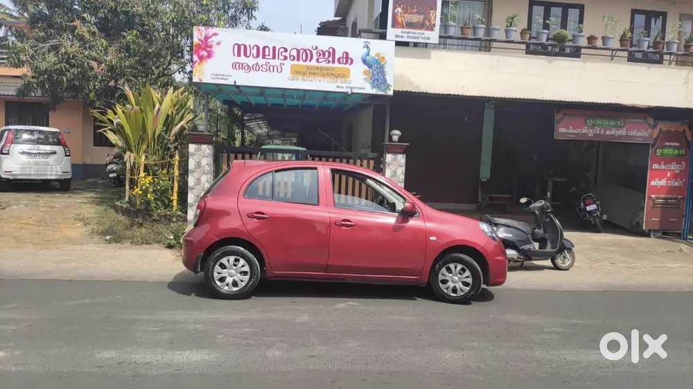 Nissan Micra Active 2015 Variant