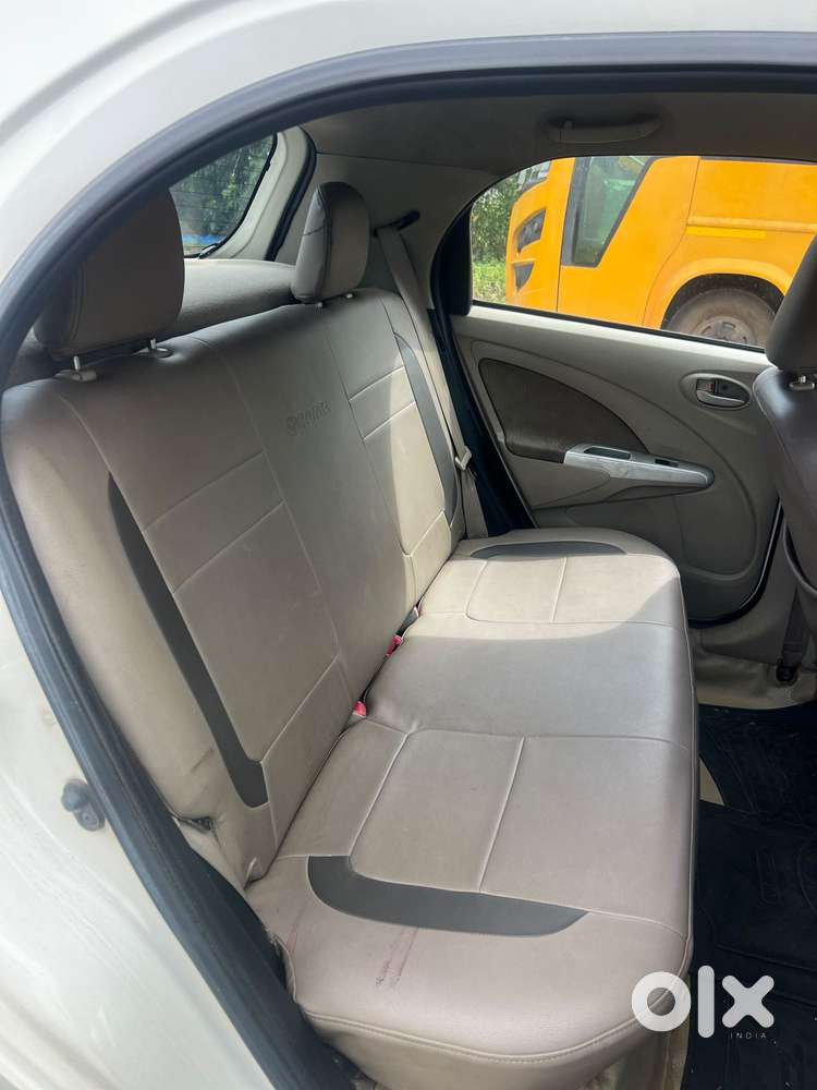 Toyota Etios Liva V, 2015, Petrol