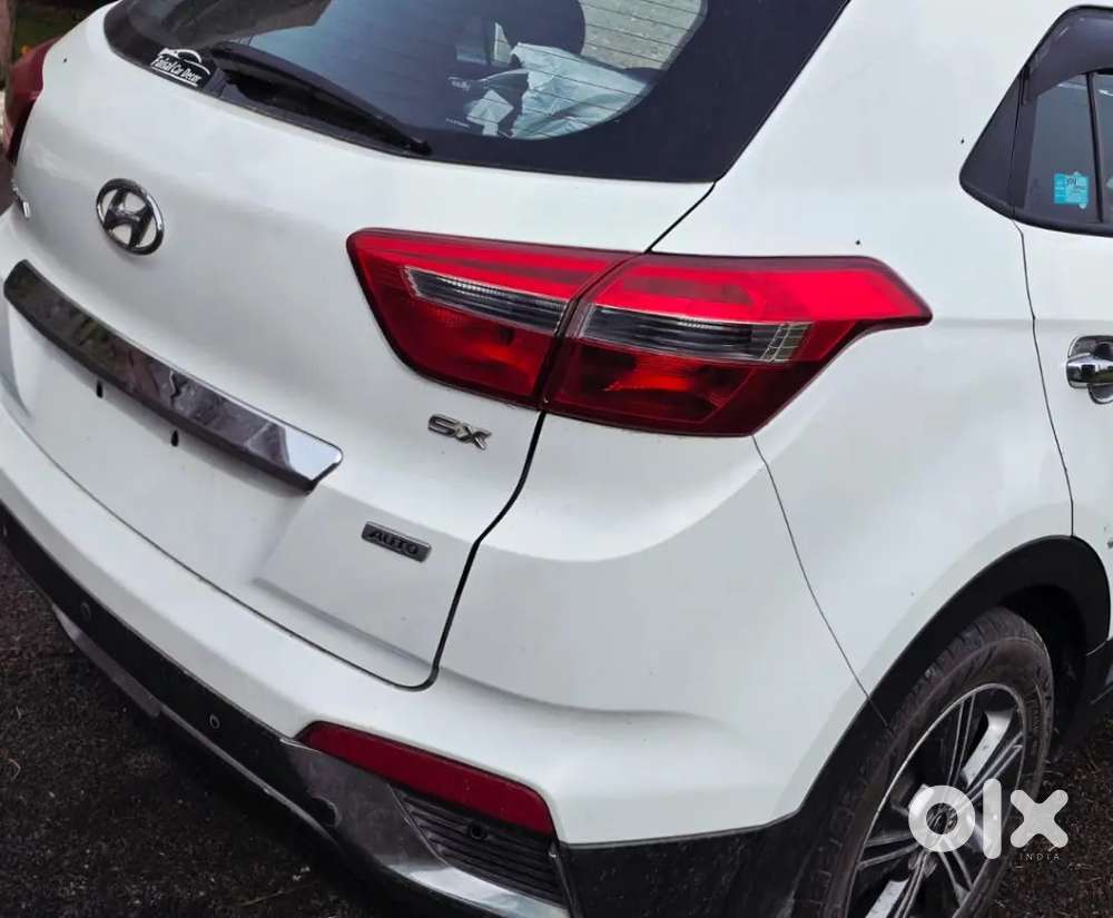 Hyundai Creta Diesel Well Maintained Top Model Automatic Good Mileage.