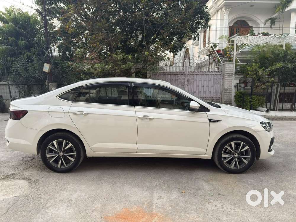 Skoda Slavia Petrol 2022