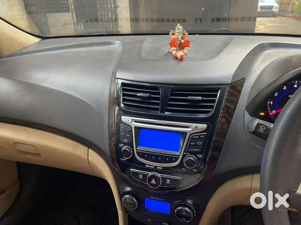 Hyundai Verna 1.6 Vtvt Ex |1st Owner| Only 32000km| White Color