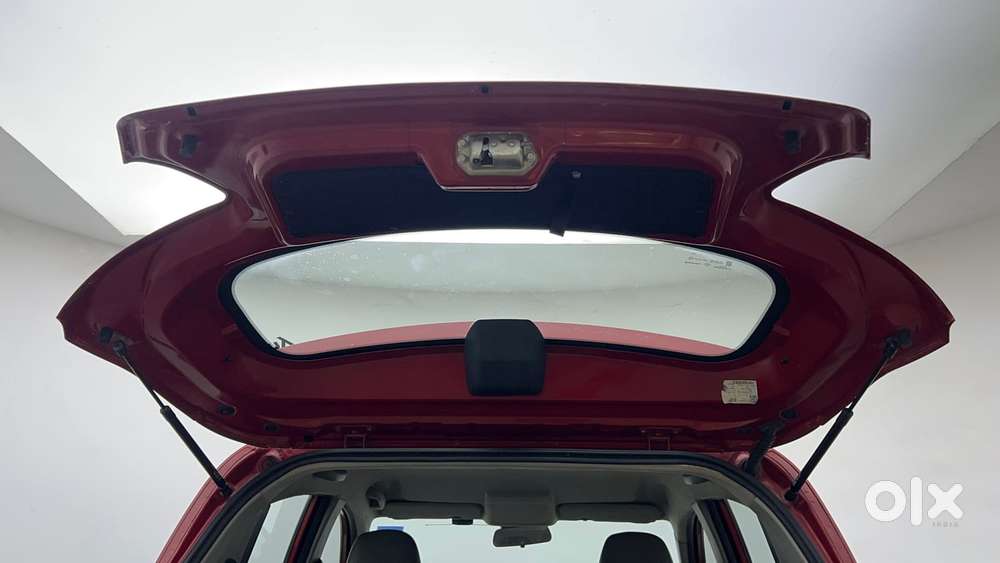 Mahindra Kuv 100 Mfalcon G80 K4, 2017, Petrol
