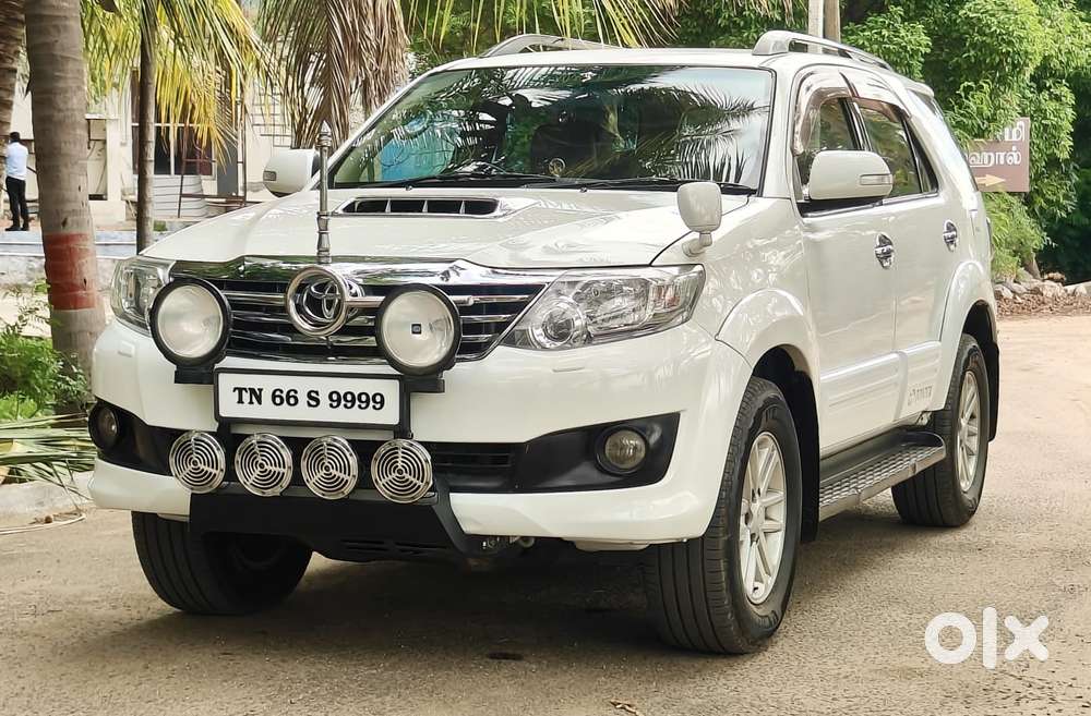 Toyota Fortuner 3.0 4x2 Automatic, 2012, Diesel
