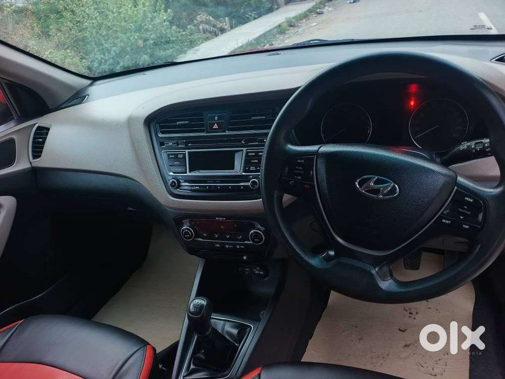 Hyundai Elite I20 Sportz (o) 1.2, 2015, Petrol