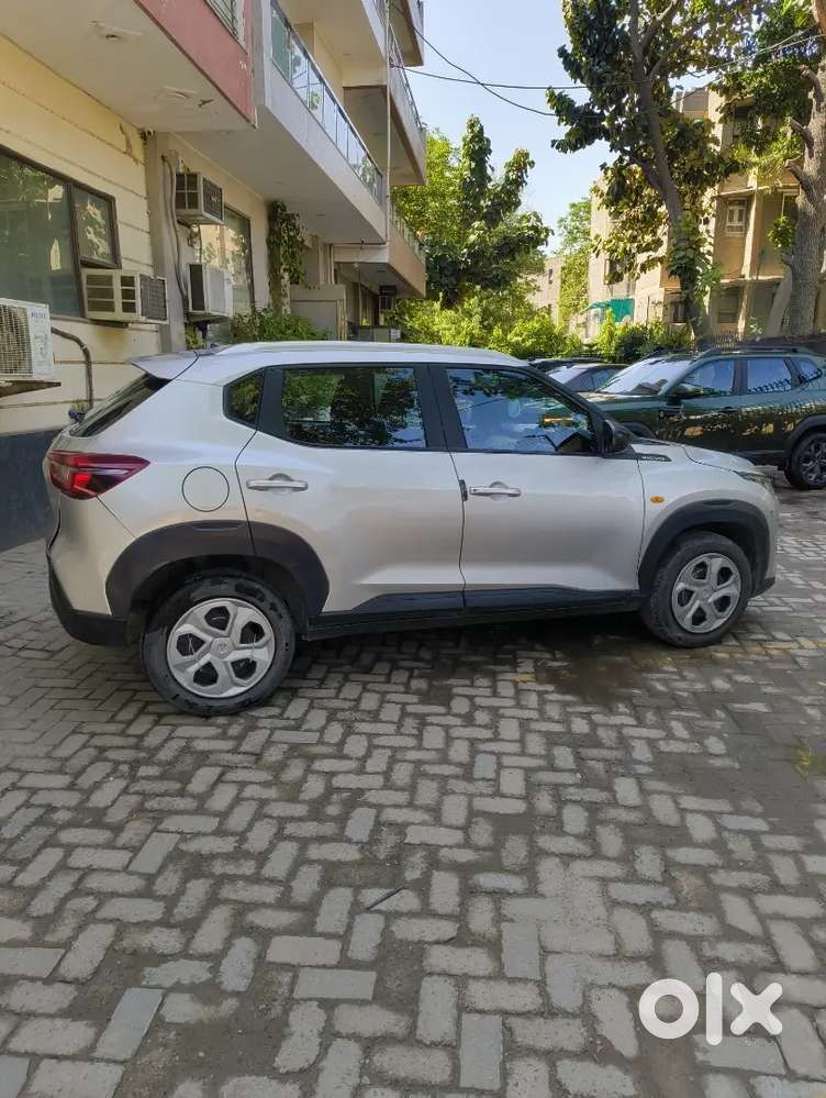 Nissan Magnite 2022 Petrol Well Maintained