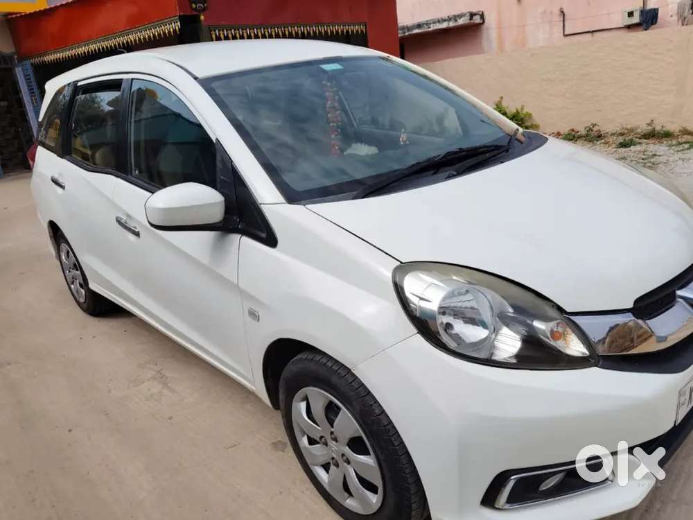 Honda Mobilio 2015