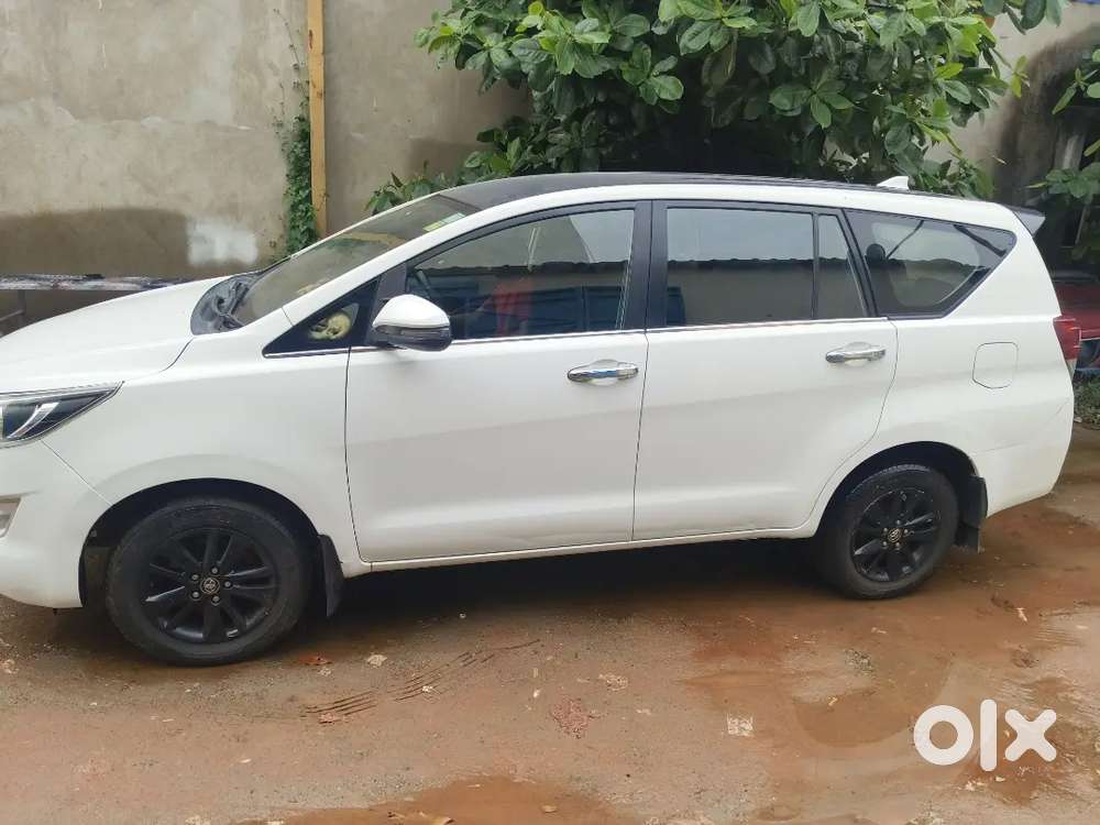 Toyota Innova Crysta 2018 Diesel 151000 Km Driven