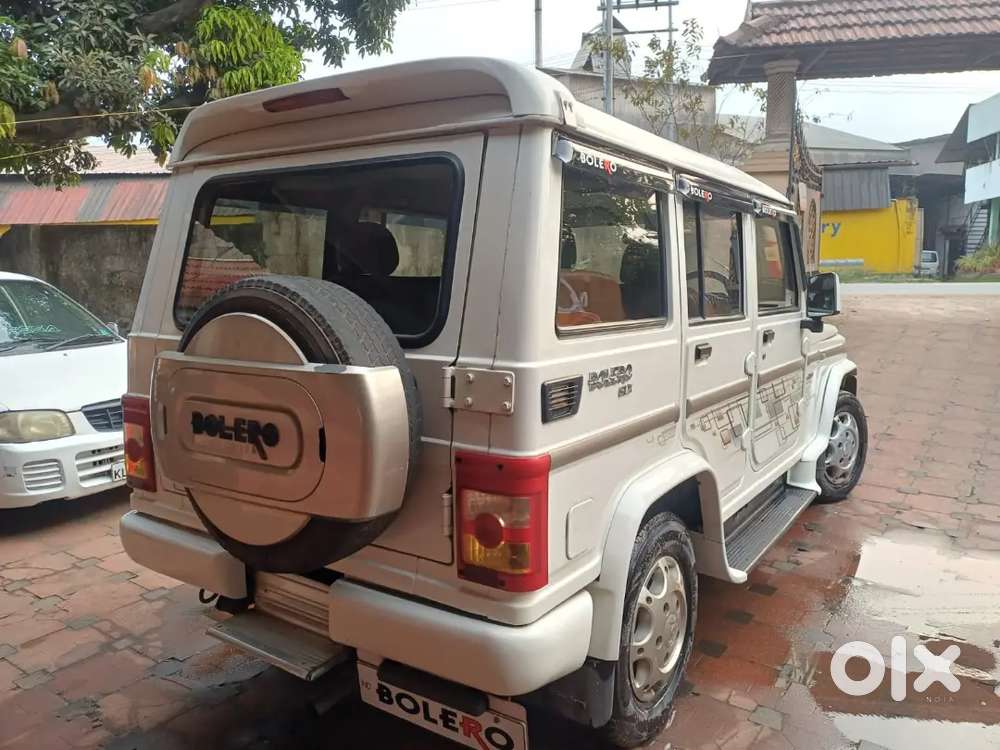 Mahindra Bolero 2012