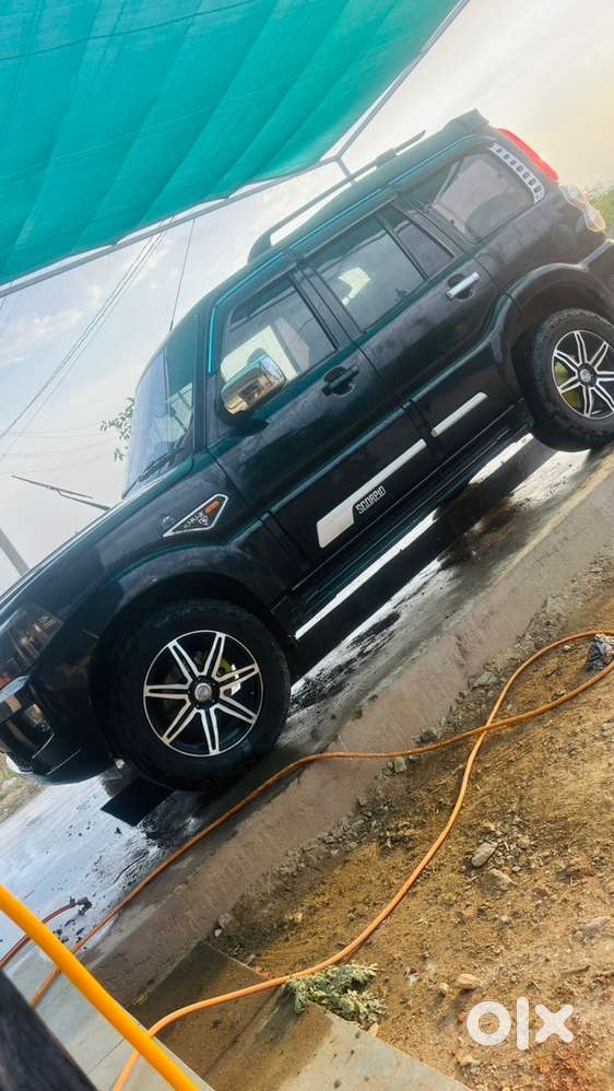 Mahindra Scorpio Diesel 2015