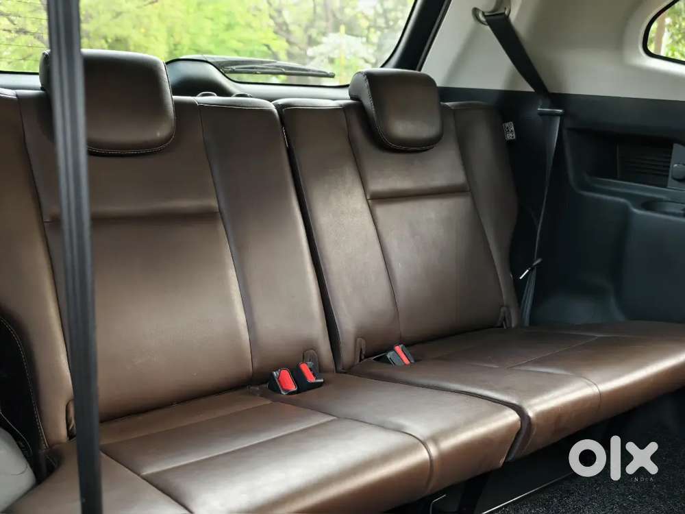 Toyota Innova Hycross Zx Hybrid Just 26000km