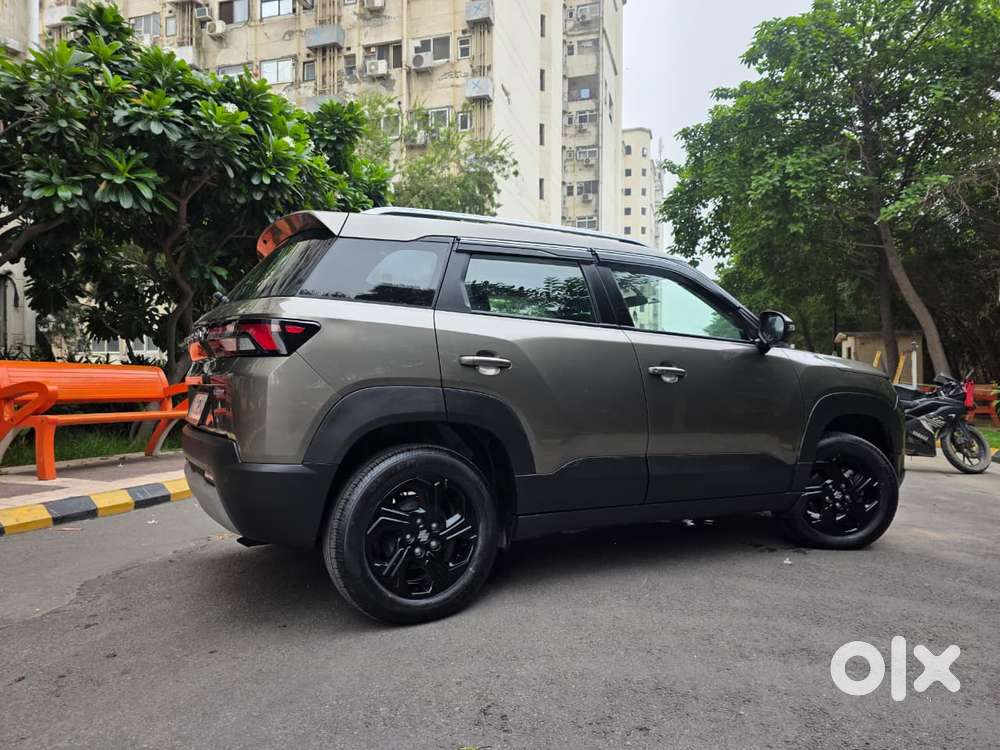 Maruti Suzuki Brezza 1.5 Zxi Smart Hybrid, 2023, Petrol