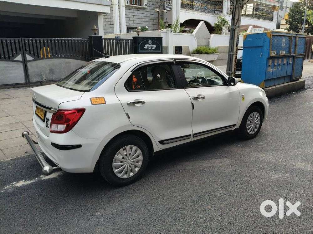 Maruti Suzuki Dzire 1.2 Vxi Cng, 2025, Cng & Hybrids
