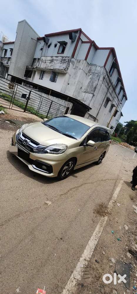 Rare Honda Mobilio Rs (top Model)  Diesel  7-seater  20+ Kmpl Milea