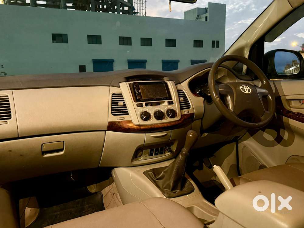 Toyota Innova 2.5 G (diesel) 7 Seater Bs Iv, 2013, Diesel