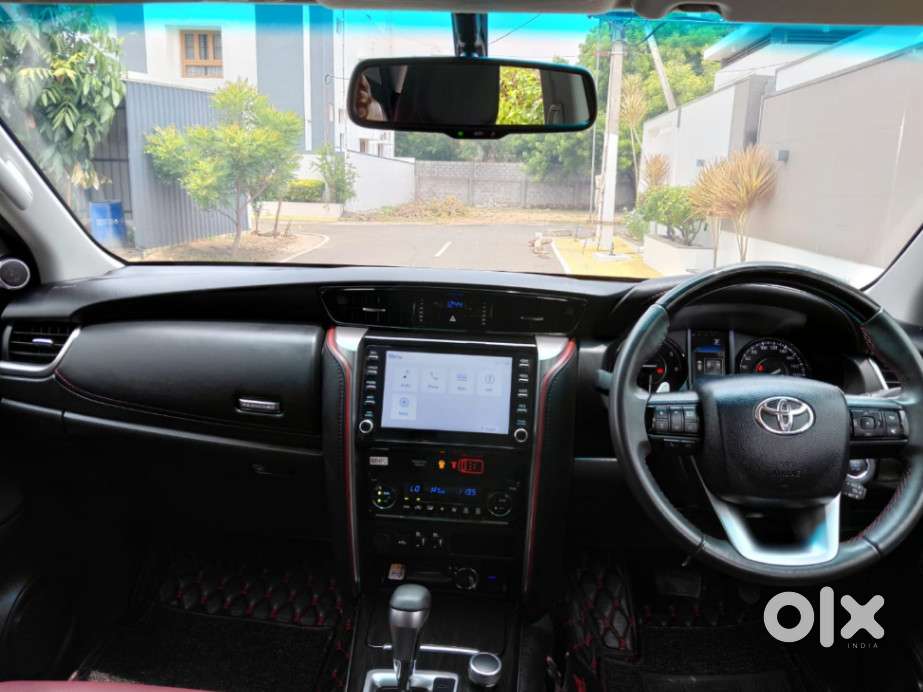 Toyota Fortuner Legender 4x2 At 2.8, 2024, Diesel