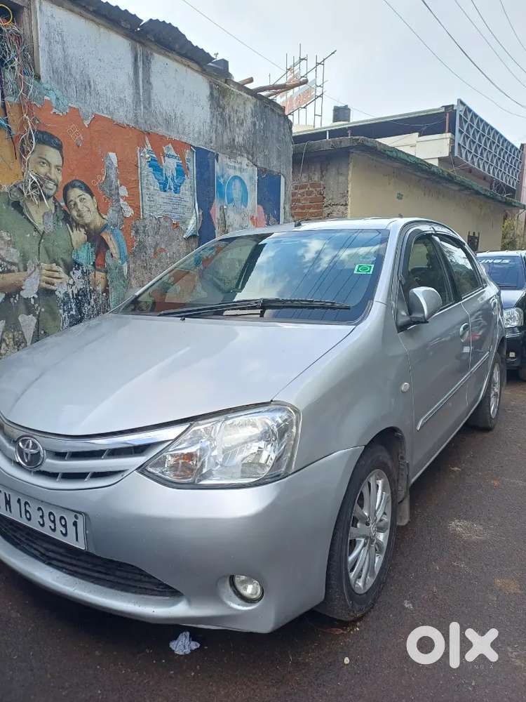 Toyota Etios 2012 Diesel 150000 Km Driven