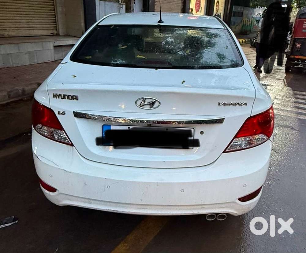 Hyundai Fluidic Verna
