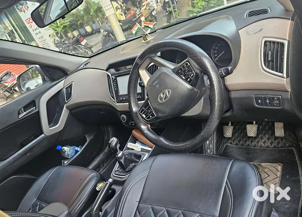 Selling Creta 1.6 Sx Top Model Excellent Condition Non Accident..