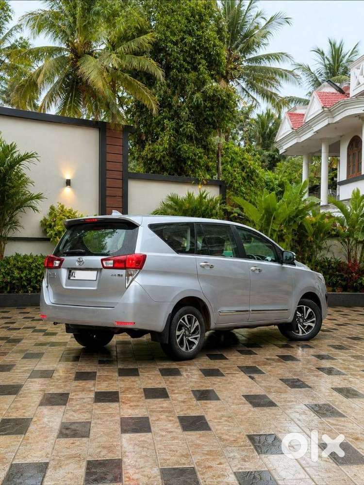 Toyota Innova Crysta 2.4 G Mt 7 Str, 2021, Diesel