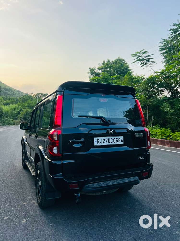 Mahindra Scorpio Classic 2.2 S 11 Mt 7 Str, 2022, Diesel
