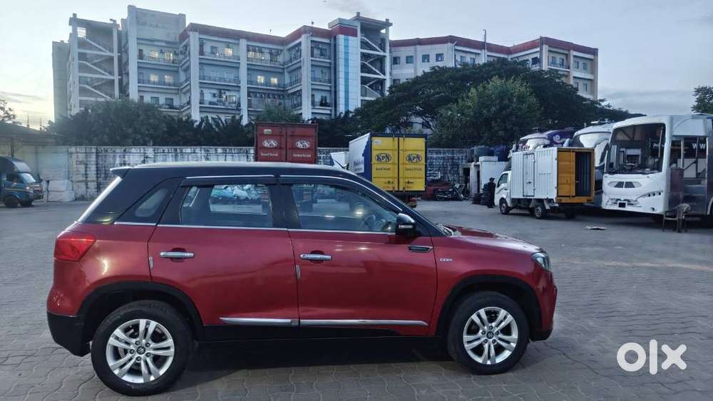 Maruti Suzuki Brezza Zdi+ Dual Tone, 2017, Diesel