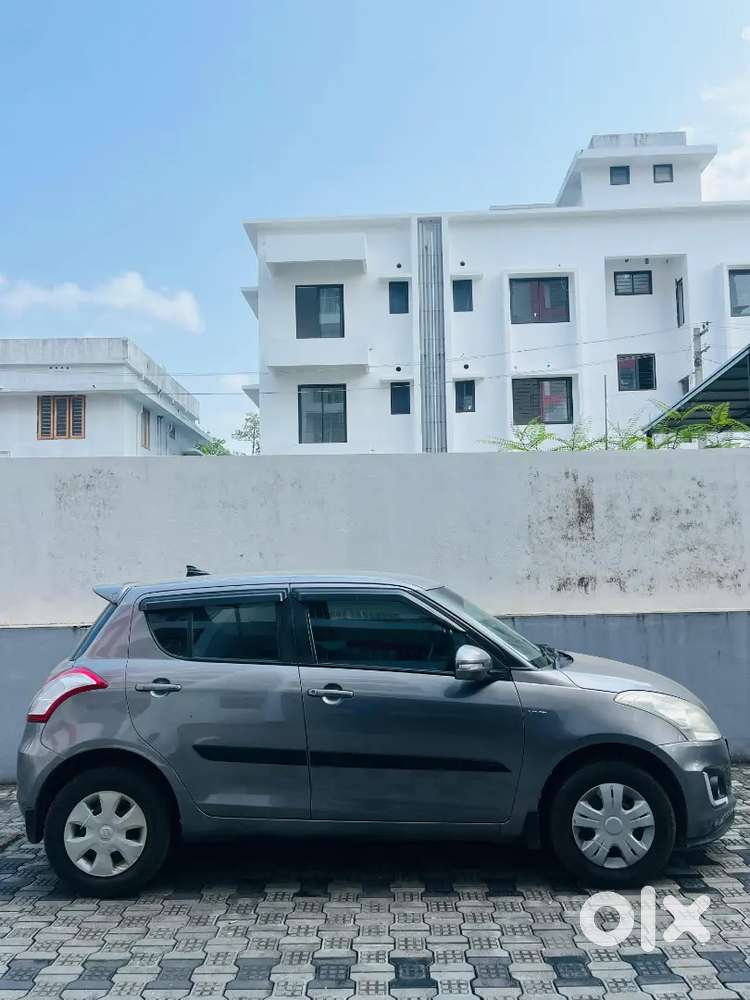 Maruti Suzuki Swift Petrol 2013