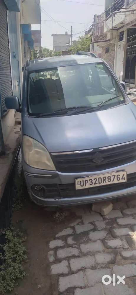 Maruti Suzuki Wagon R 1.0 2011 Petrol 65000 Km Driven Kanpur Transfer
