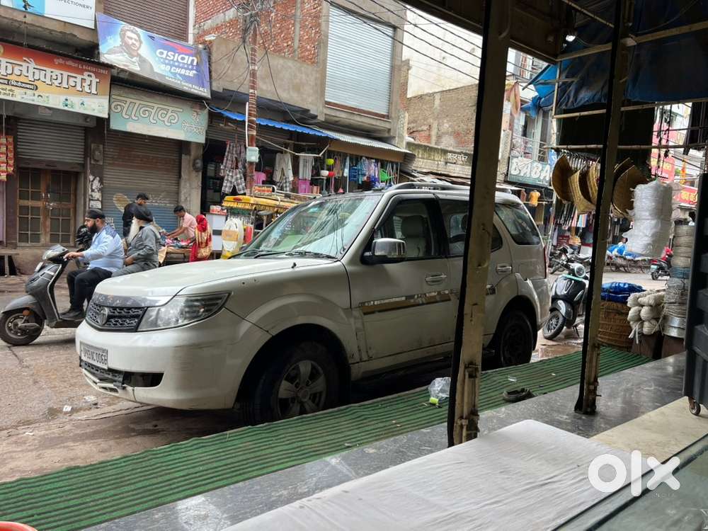 Tata Safari Storme 2014