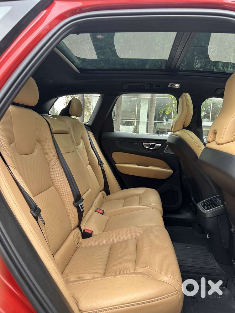 Volvo Xc60 D5 Inscription, 2019, Diesel