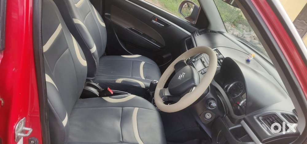 Maruti Suzuki Swift Vxi + Manual, 2015, Petrol