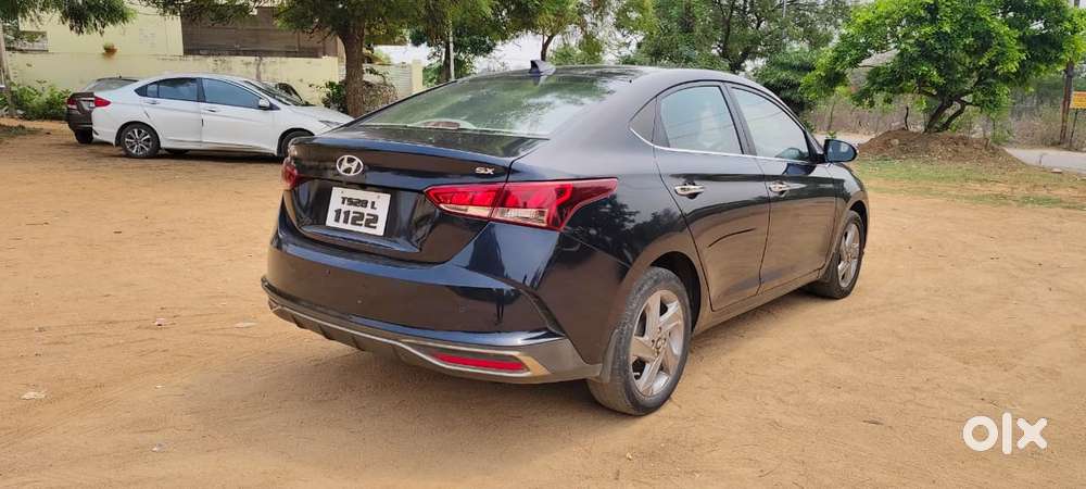 Hyundai Verna 1.5 Sx Petrol Mt, 2021, Petrol