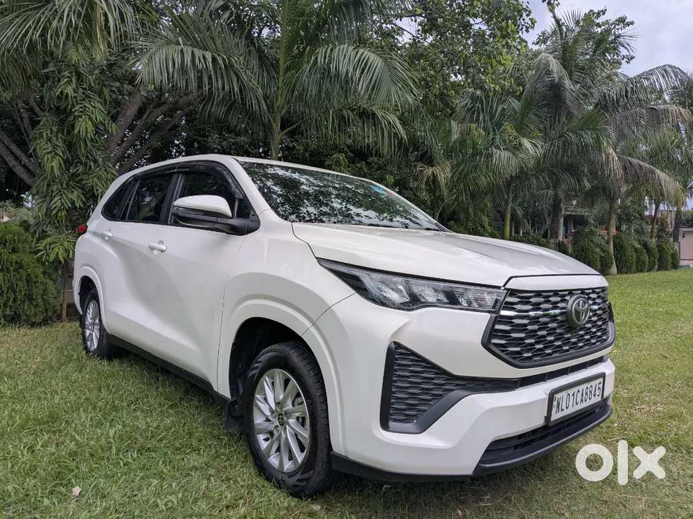 Toyota Innova Hycross Gx February 2024