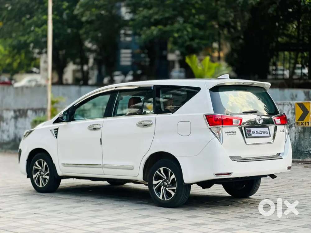 Innova Crysta 2.8 Z