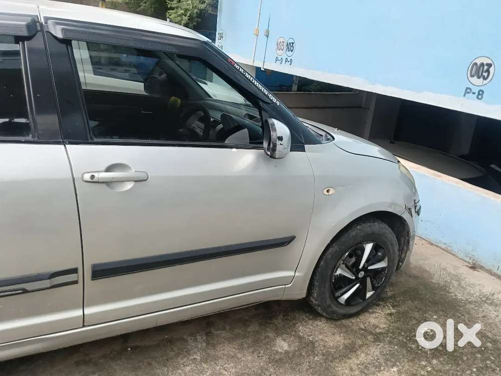 Maruti Suzuki Swift 2010 Paper Valid Till 2030