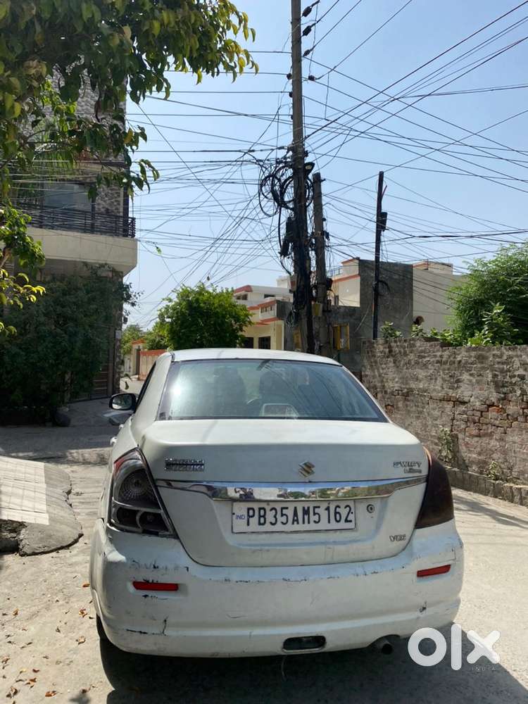 Swift Dezire Petrol 2009model