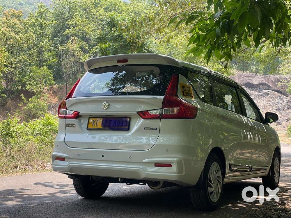 Maruti Ertiga 1.5 Tour M 2025 Smarthybrid