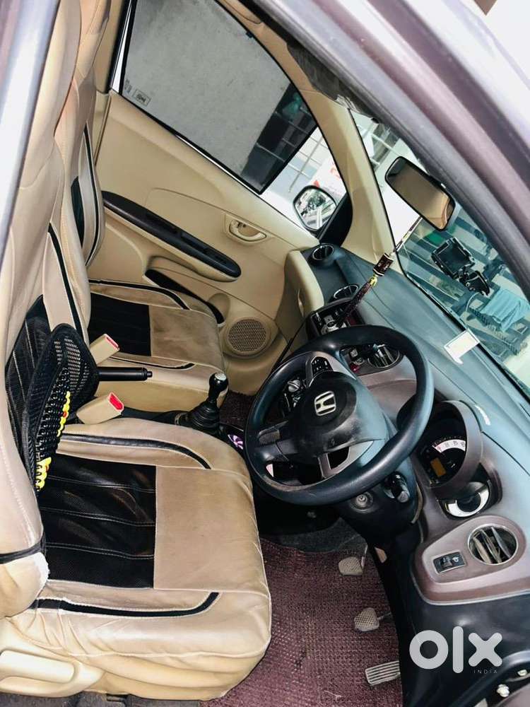 Honda Brio 2013 Petrol Well Maintained