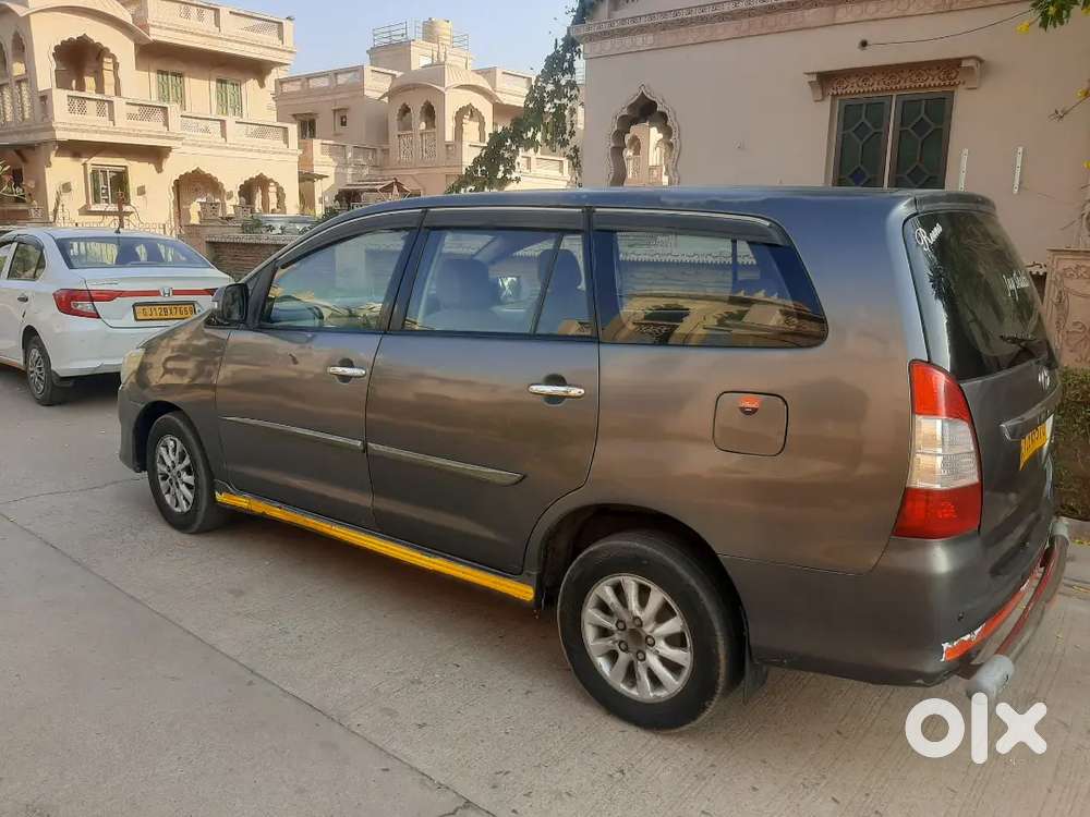 Toyota Innova 2012 Diesel 334000 Km Driven