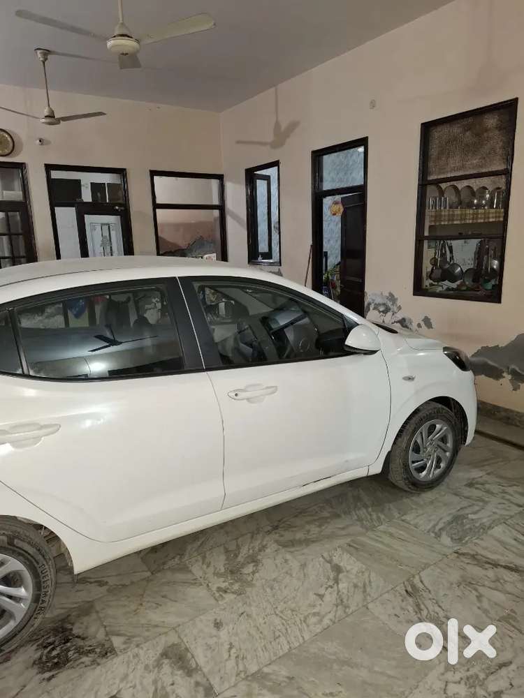 Diesel Car Aura First Owner