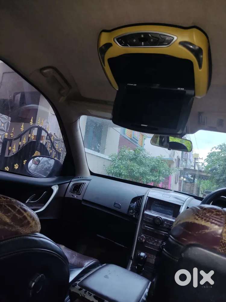 Mahindra Xuv500 Diesel 2011 Manual Second Owner