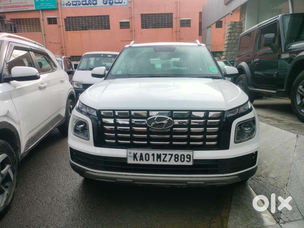 Hyundai Venue 1.0 Sx (o) Turbo Dct, 2023, Petrol