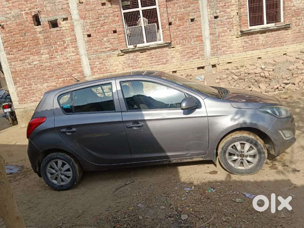 Hyundai I20 2013 Diesel 940000 Km Driven