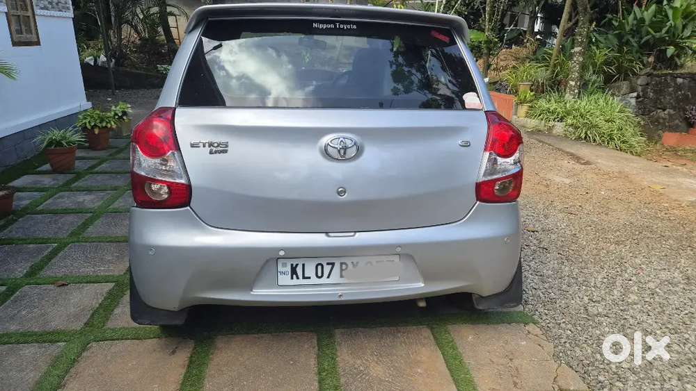 Toyota Etios Liva 2013