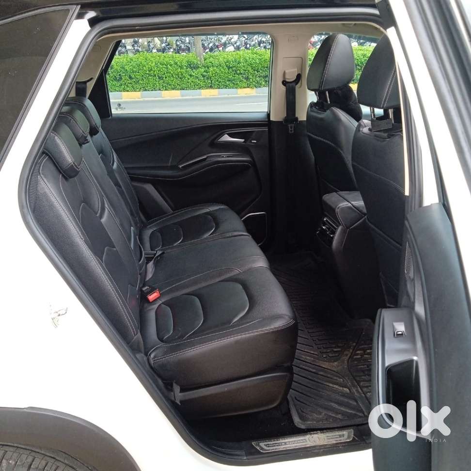 Mg Hector Plus, 2025, Petrol