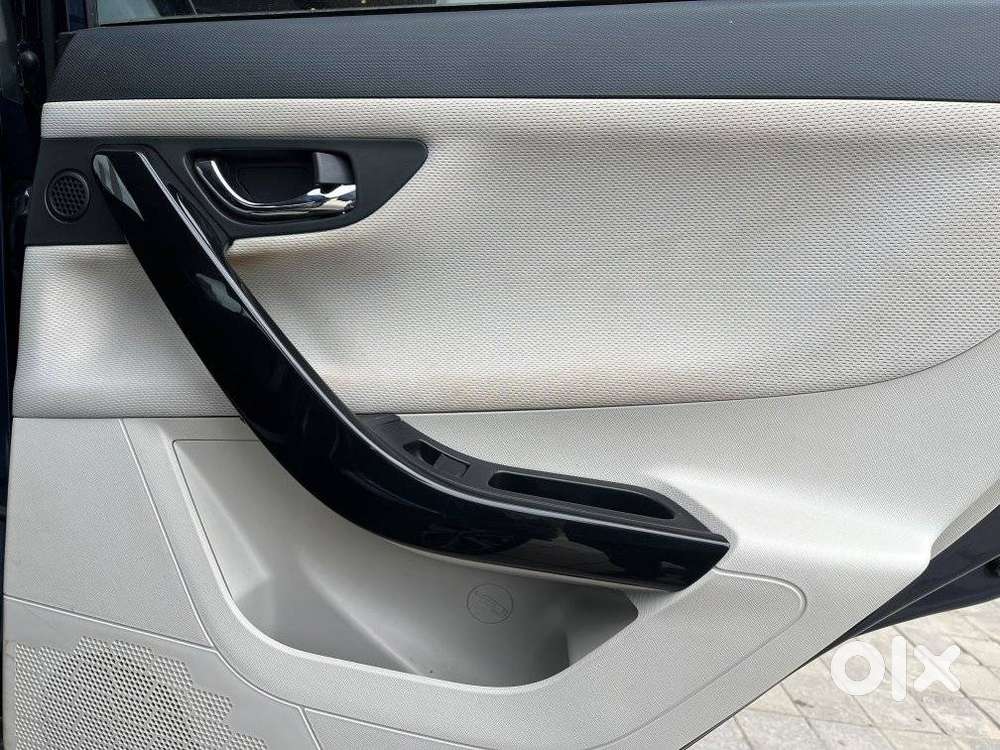 Tata Nexon 1.2 Revotron Xz Plus (s), 2023, Petrol