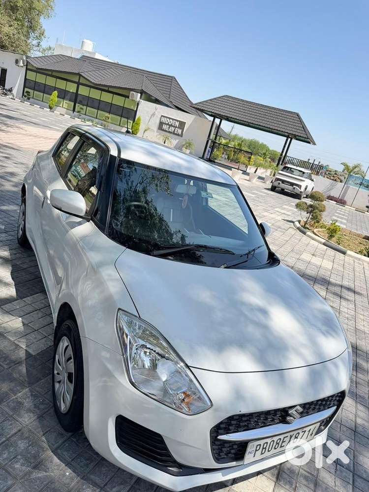 Maruti Suzuki Swift 2022 Petrol 75000 Km Driven