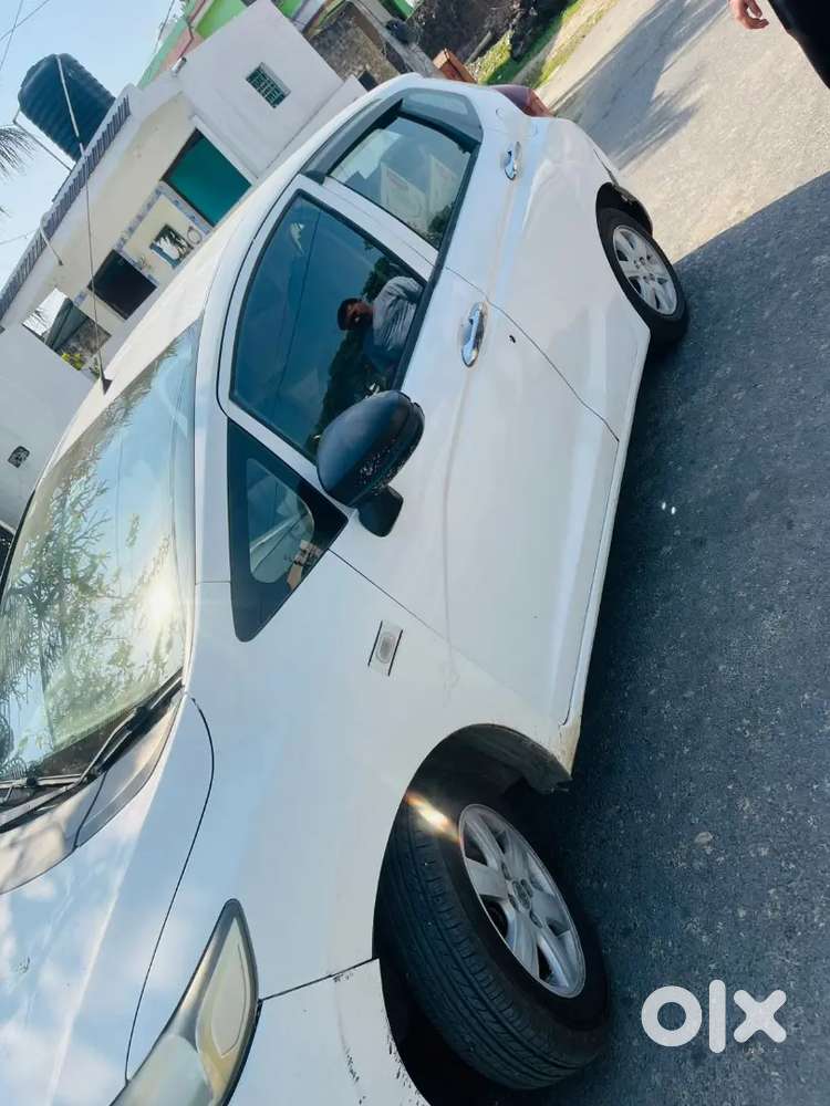 Honda Jazz 2017 Petrol 98124 Km Driven