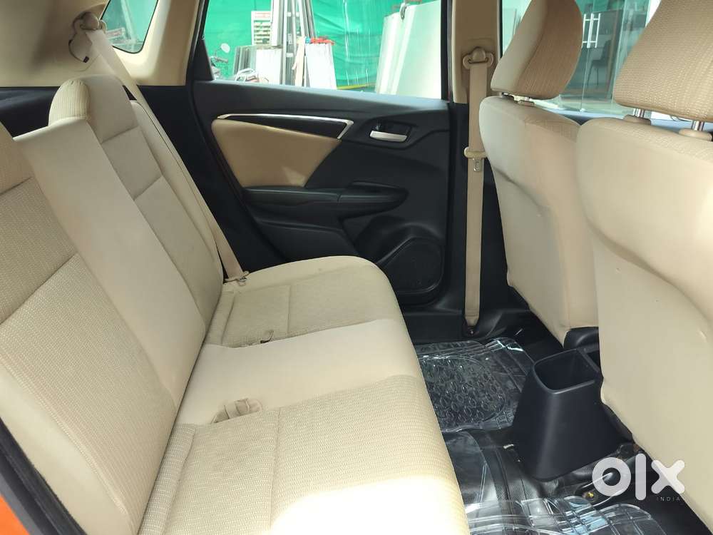 Honda Jazz V Cvt, 2015, Petrol