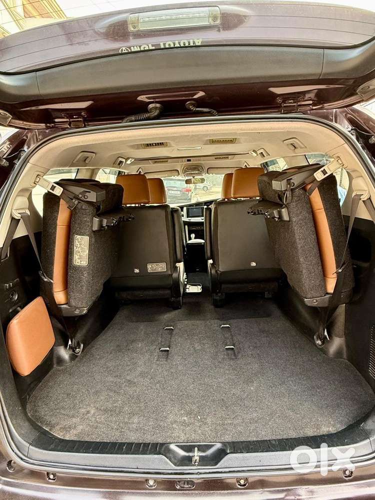 Toyota Innova Crysta 2017 Petrol 115000 Km Driven